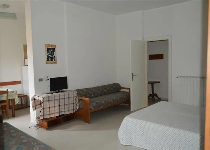 아파트호텔 Cristallo 알라시오