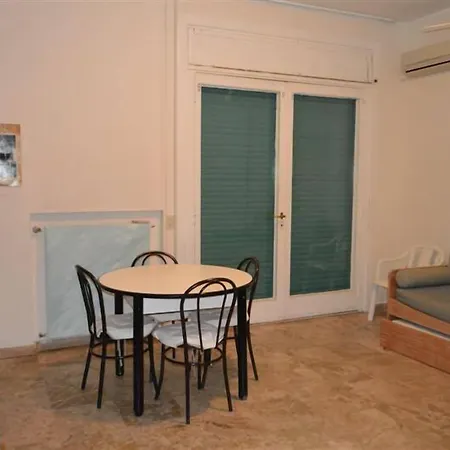 Cristallo Hotel apartamentowy 3*