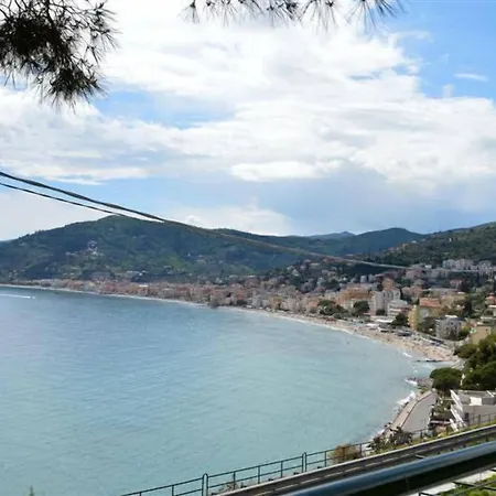 Ξενοδοχείο με διαμερίσματα Cristallo