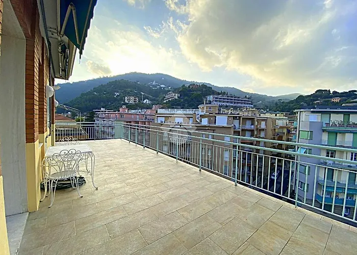 Cristallo Aparthotel 3*