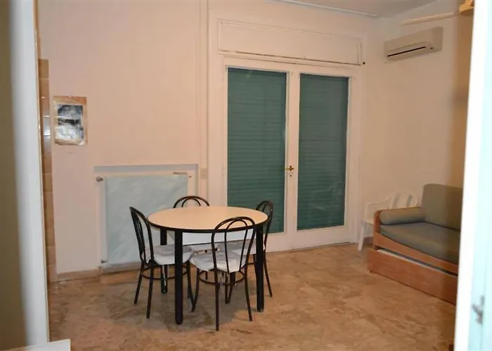 Cristallo Ξενοδοχείο με διαμερίσματα 3*